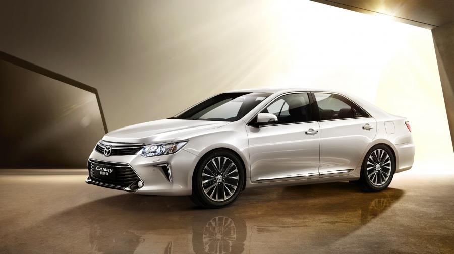 Toyota Camry 10th Anniversary (CN) '2016